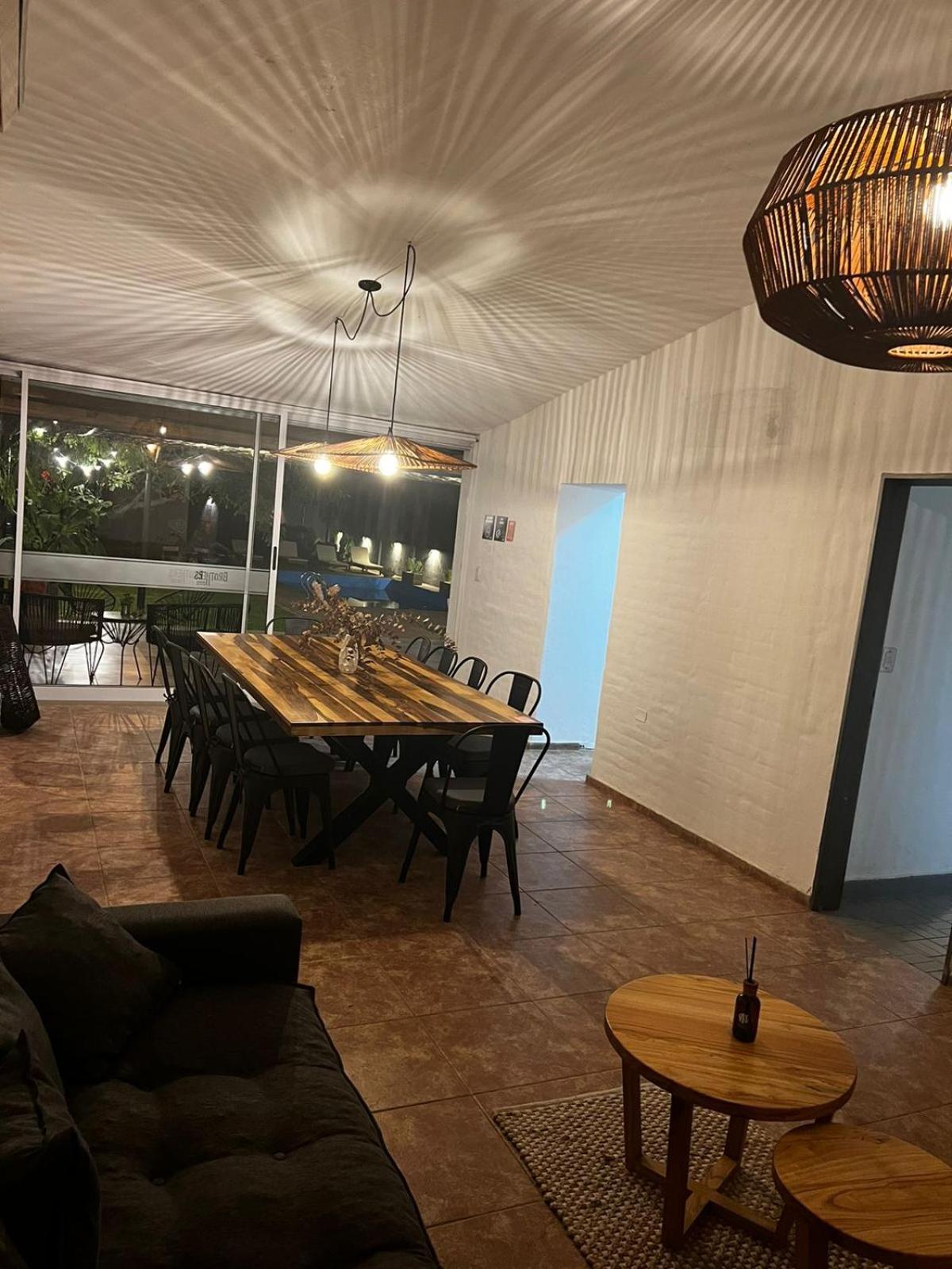Brothers Apartment *